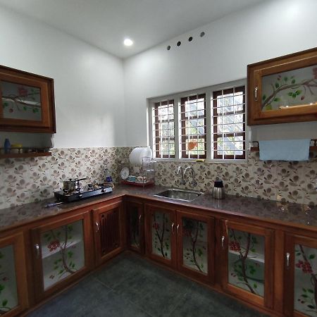 Moon Homestay Santhanpara Luaran gambar